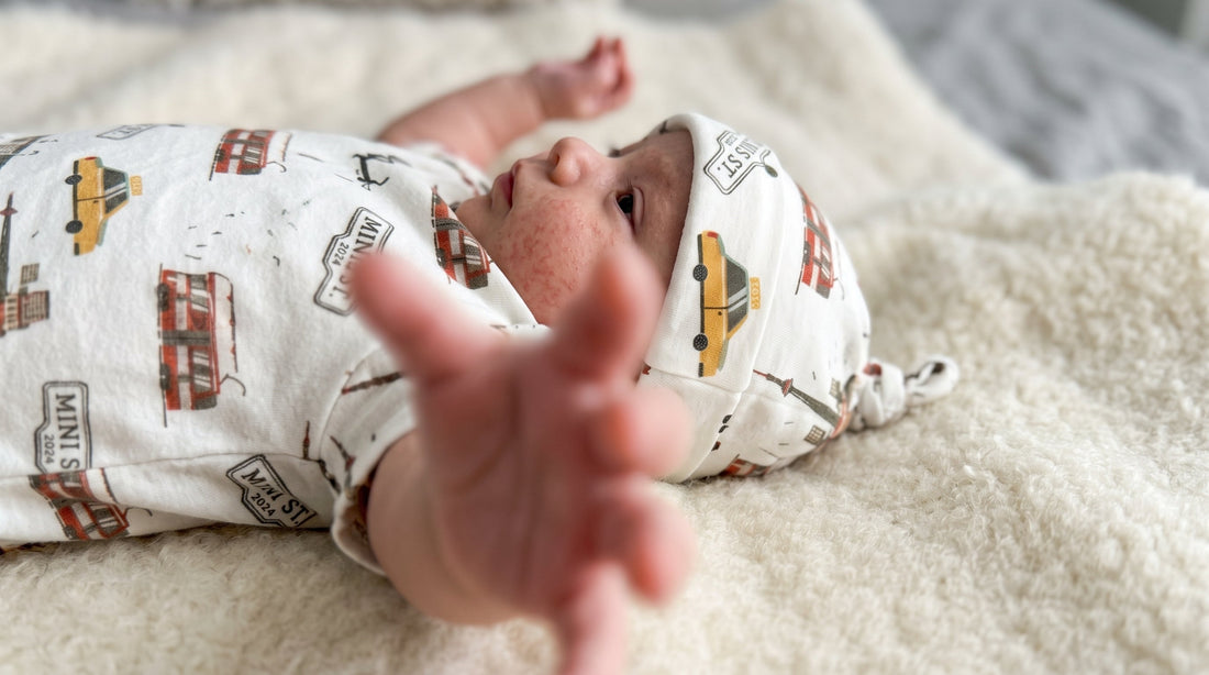 Guía de ropa para mamá primeriza en Perú — prendas esenciales en algodón orgánico Pima peruano para el primer mes del bebé
