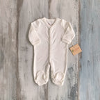 Bebé con enterizo ecowhite algodón orgánico peruano — Ecobebé