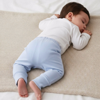 Pantalón bebé convertible celeste detalle puño | Ecobebé Perú