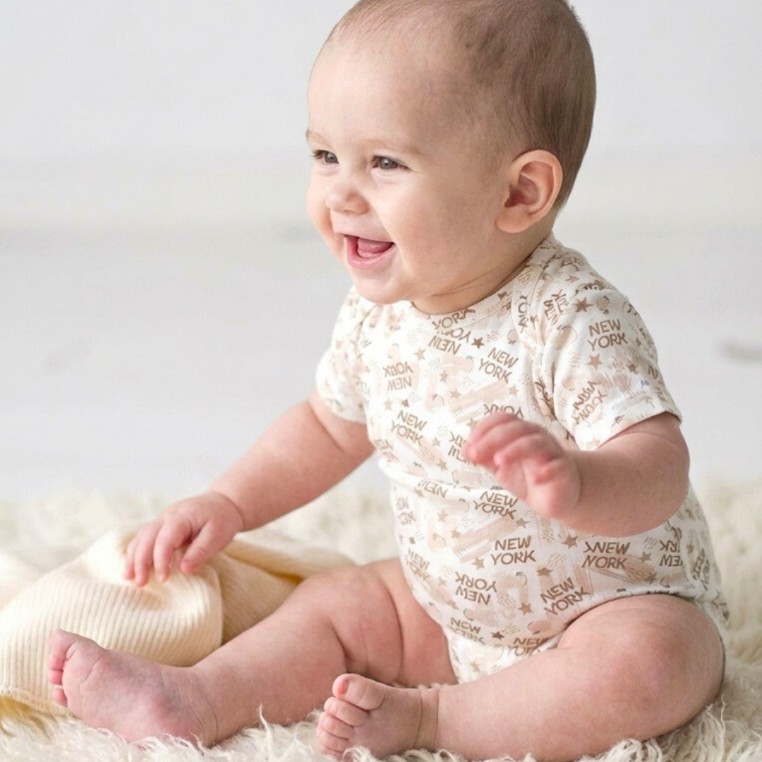 Body Bebé Manga Corta New York (100% Algodón Orgánico)